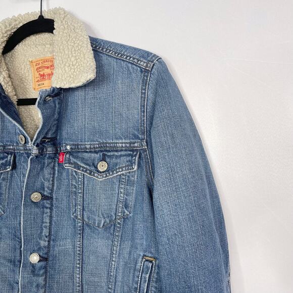 Levis Womens M Blue Sherpa Denim Trucker Jean Jacket Cream Cotton Button Front - Picture 3 of 9